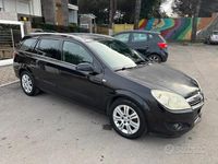 Usata Opel Astra 2007 Nero Station wagon