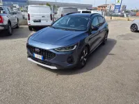 Usata Ford Focus Active 125 CV (91 kW) 2022 Blue metallic (metalliclackierung) Berlina
