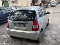 Usata Kia Picanto 65 CV (47 kW) 2004 Grigio Utilitaria