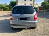 Usata Opel Zafira 97 CV (71 kW) 2005 Grigio Monovolume