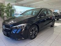 Usata Mercedes 180 Advanced 116 CV (85 kW) 2024 Nero cosmo Berlina