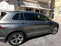 Usata VW Tiguan R-line 150 CV (110 kW) 2018 Grigio SUV