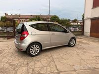 Usata Mercedes A200 2009 Grigio Berlina