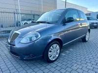 Usata Lancia Ypsilon 75 CV (55 kW) 2011 Grigio Utilitaria