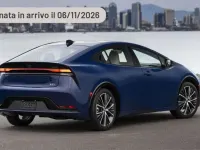 Nuova Toyota Prius Active 223 CV (164 kW) 2025 Argento Utilitaria