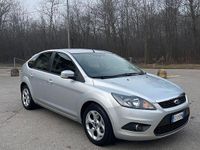 Usata Ford Focus Titanium 109 CV (80 kW) 2011 Grigio Berlina