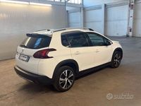 Usata Peugeot 2008 Allure 110 CV (80 kW) 2018 Bianco SUV
