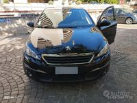 Usata Peugeot 308 Business-Line 120 CV (88 kW) 2016 Nero Berlina