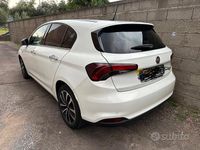 Usata Fiat Tipo 120 CV (88 kW) 2018 Bianco Berlina