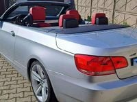 Usata BMW 320 Cabriolet 170 CV (125 kW) 2008 Argento Cabrio