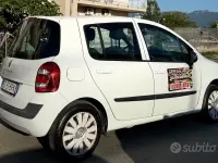 Usata Renault Modus 75 CV (55 kW) 2011 Bianco Monovolume