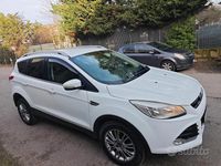 Usata Ford Kuga Titanium 140 CV (102 kW) 2014 Bianco SUV