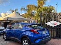Usata Toyota C-HR Active 116 CV (85 kW) 2018 Blu SUV