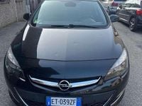 Usata Opel Astra Cosmo 101 CV (74 kW) 2014 Nero Berlina