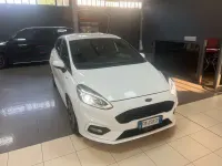Usata Ford Fiesta Vignale 86 CV (63 kW) 2018 Bianco Utilitaria