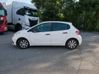 Usata Peugeot 208 75 CV (55 kW) 2015 Bianco Utilitaria