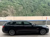 Usata BMW 530 Luxury Line 258 CV (189 kW) 2014 Antracite metallizzato Station wagon