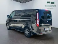 Usata Ford Tourneo Custom 185 CV (136 kW) 2022 Nero met Furgone