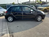 Usata Peugeot 208 Active 68 CV (50 kW) 2019 Nero Utilitaria