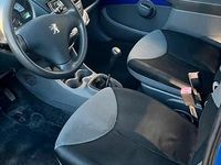 Usata Peugeot 107 68 CV (50 kW) 2009 Blu Utilitaria
