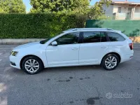 Usata Skoda Octavia G-TEC Executive 110 CV (80 kW) 2018 Bianco Station wagon