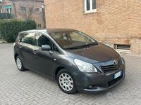 Usata Toyota Verso Sol 126 CV (92 kW) 2010 Grigio Monovolume