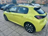 Usata Peugeot 208 Active 75 CV (55 kW) 2024 Utilitaria