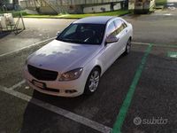 Usata Mercedes C220 Avantgarde 170 CV (125 kW) 2007 Bianco Berlina