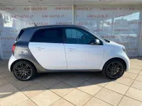Usata Smart ForFour Brabus 90 CV (66 kW) 2016 Bianco Utilitaria