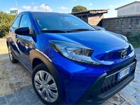 Usata Toyota Aygo X Lounge 72 CV (52 kW) 2024 Blu SUV