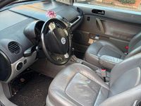 Usata VW New Beetle 90 CV (66 kW) 2000 Grigio Utilitaria