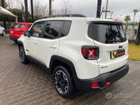 Usata Jeep Renegade Trailhawk 170 CV (125 kW) 2016 Bianco SUV