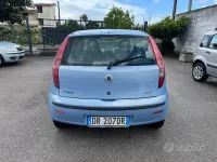 Usata Fiat Punto Active 60 CV (44 kW) 2006 Bluazzurro Utilitaria