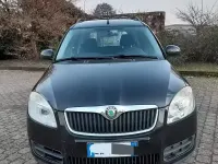 Usata Skoda Roomster 85 CV (62 kW) 2010 Nero Monovolume