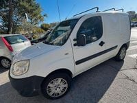 Begagnad Fiat Doblò 75 HK (55 kW) 2007 Vit Minibuss