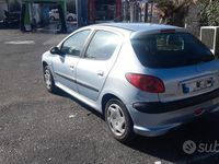 Usata Peugeot 206 75 CV (55 kW) 2003 Grigio Berlina