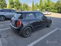 Usata Mini ONE 75 CV (55 kW) 2017 Utilitaria