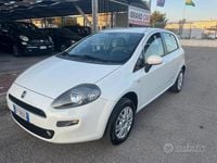 Usata Fiat Grande Punto Easy 69 CV (50 kW) 2012 Bianco Utilitaria