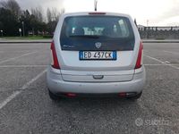 Usata Lancia Musa 90 CV (66 kW) 2010 Grigio Monovolume