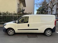 Usata Fiat Doblò 163 CV (119 kW) 2018 Bianco Monovolume