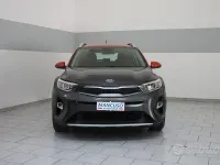 Usata Kia Stonic Style 100 CV (73 kW) 2019 Grigio SUV