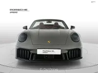 Nuova Porsche 911 Carrera 4 GTS 541 CV (397 kW) 2026 Verde Cabrio