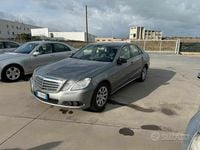 Usata Mercedes E250 Avantgarde 204 CV (150 kW) 2011 Grigio Berlina