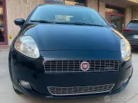 Usata Fiat Punto Easy 75 CV (55 kW) 2012 Bluazzurro Utilitaria