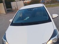 usata Toyota Yaris - 2015