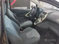 Usata Ford Ka 75 CV (55 kW) 2014 Nero Utilitaria
