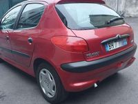 Usata Peugeot 206 75 CV (55 kW) 2000 Rosso Berlina