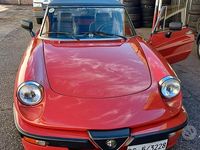 Usata Alfa Romeo Spider 125 CV (91 kW) 1986 Rosso Cabrio