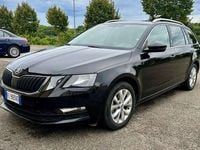 Usata Skoda Octavia G-TEC Executive 110 CV (80 kW) 2017 Nero Station wagon