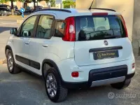 Usata Fiat Panda 4x4 S 75 CV (55 kW) 2014 Bianco Utilitaria